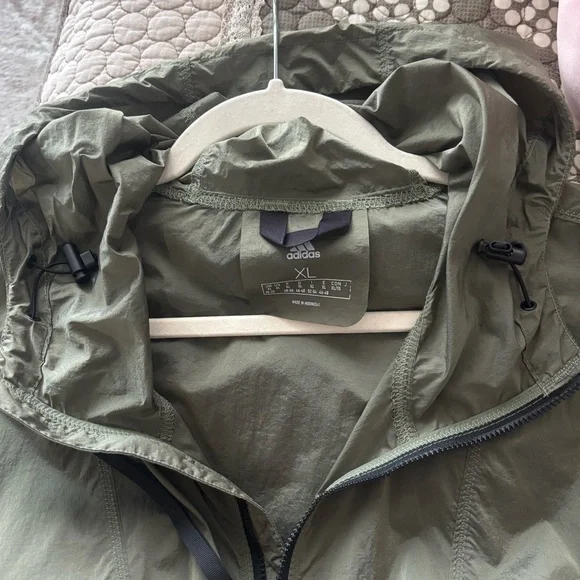 Adidas Khaki Hooded Windbreaker - Picture 4 of 4